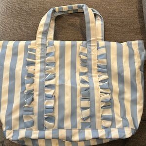 Stoney Clover Lane Hydrangea Ruffle Tote